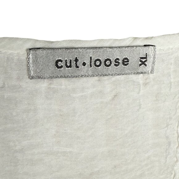 Cut Loose White Crinkle Long Sleeve Blouse, XL - Picture 8 of 9